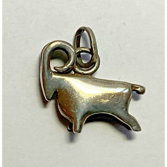 Ram Aries Zodiac Sterling Silver Pendant Full Body Animal 3 D - Picture 1 of 3